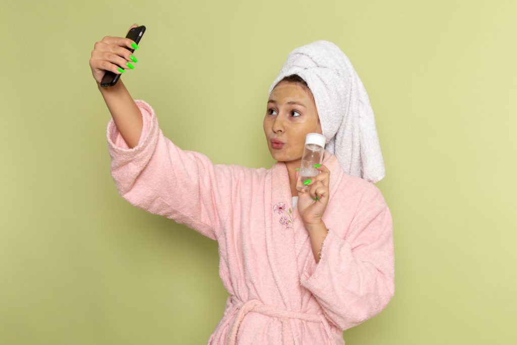 Tips memilih skincare dasar untuk remaja